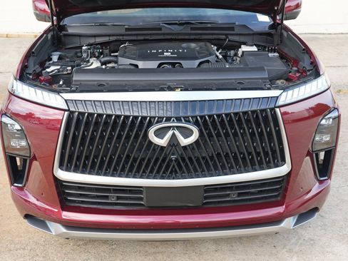 Used 2025 INFINITI QX80 Sensory w/ Exterior Package AWD/4WD image 8