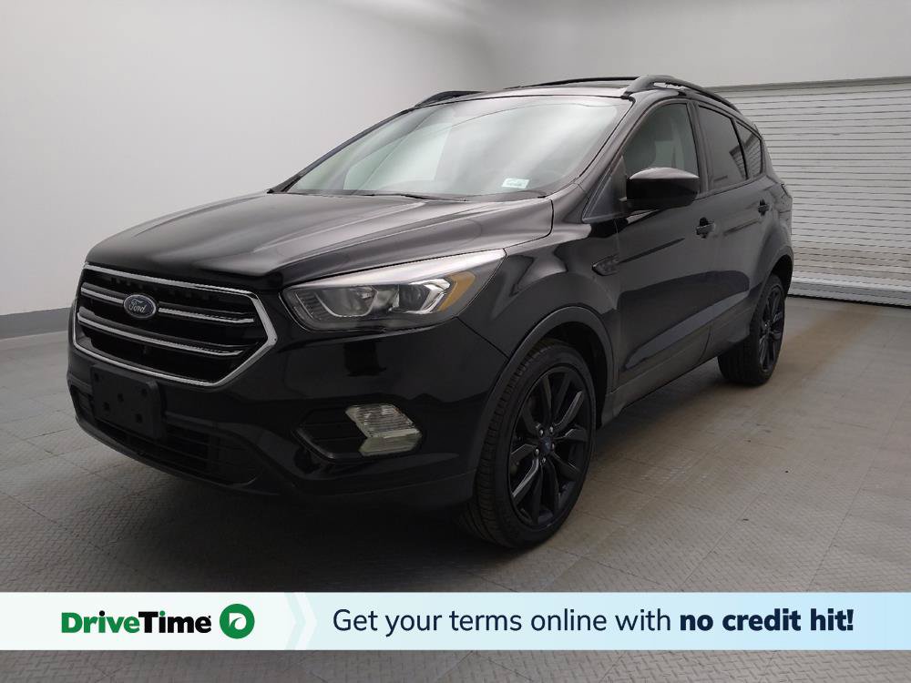 Used 2017 Ford Escape SE w/ Equipment Group 201A FWD image 1