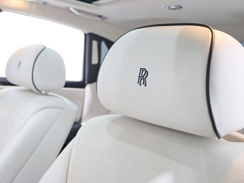 Used 2016 Rolls-Royce Ghost RWD image 30