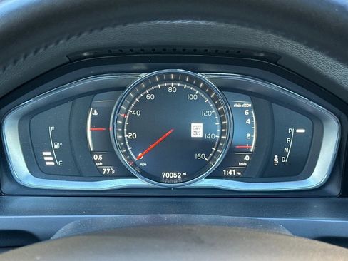 Used 2017 Volvo S60 T5 Inscription Platinum image 20