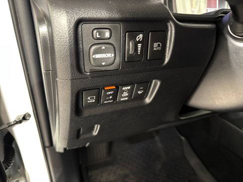 Used 2024 Toyota 4Runner Limited image 16