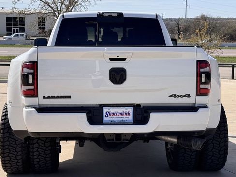 Used 2024 RAM 3500 Laramie w/ Night Edition AWD/4WD image 5