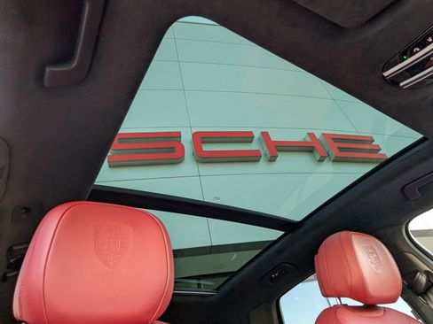 Certified 2021 Porsche Cayenne Turbo S image 27