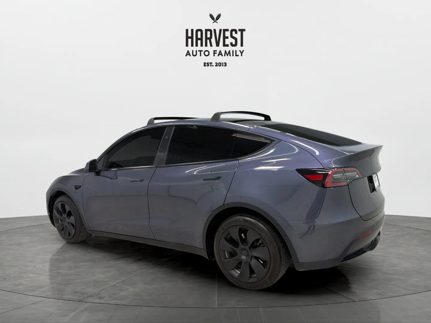 Used 2023 Tesla Model Y Long Range AWD/4WD image 3