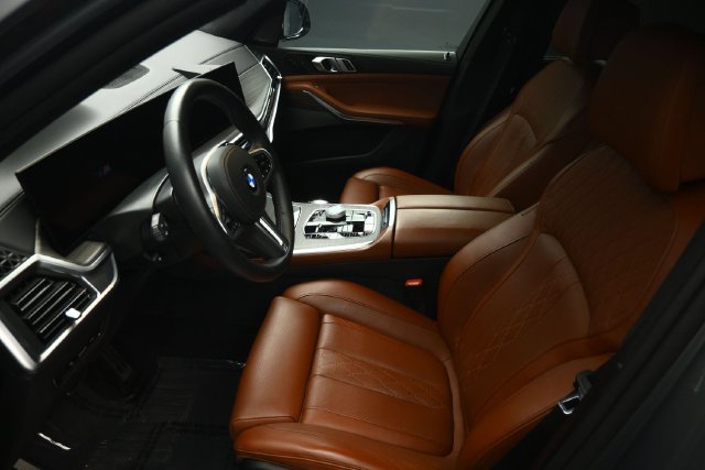 Used 2025 BMW X7 M60i w/ Executive Package AWD/4WD image 51