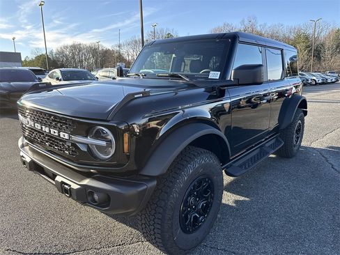 New 2025 Ford Bronco Badlands w/ Sasquatch Package image 3
