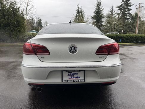 Used 2015 Volkswagen CC Sport image 10