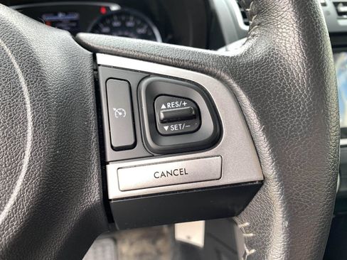 Used 2017 Subaru Forester 2.5i Limited AWD/4WD image 16