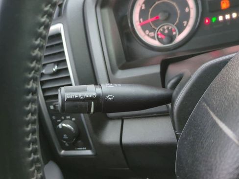 Used 2018 RAM 2500 Big Horn image 25