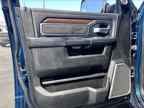 Used 2022 RAM 3500 Laramie AWD/4WD image 18