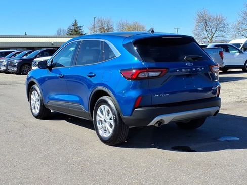 Used 2023 Ford Escape Active image 3