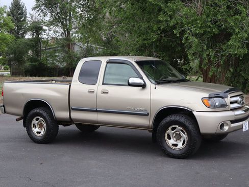 Used 2003 Toyota Tundra SR5 AWD/4WD image 2