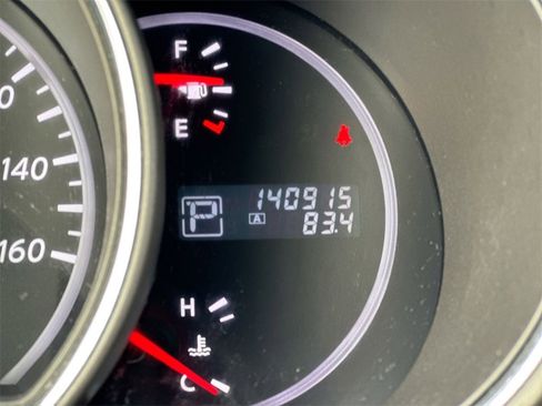 Used 2012 Nissan Murano SL w/ Navigation Pkg image 13