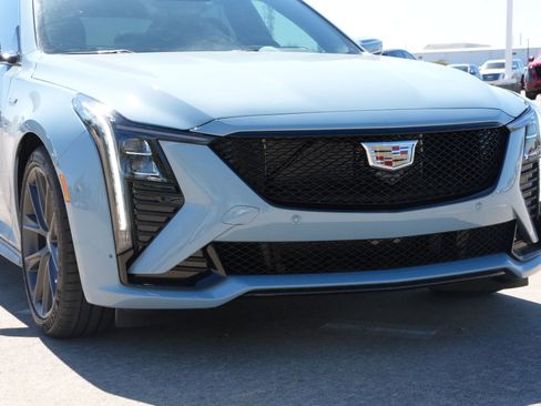 New 2026 Cadillac CT5 V image 29