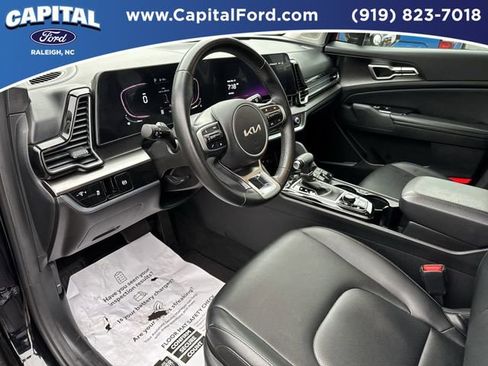 Used 2023 Kia Sportage EX image 22