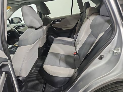 Used 2019 Toyota RAV4 XLE w/ Carpet Mat Package image 25