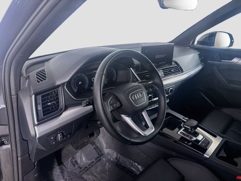 Used 2025 Audi Q5 2.0T Premium AWD/4WD image 23