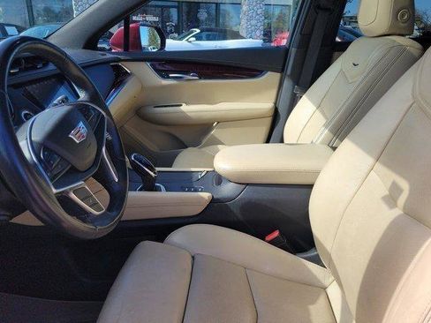 Used 2017 Cadillac XT5 Luxury w/ LPO, Wheel Lock Package image 24