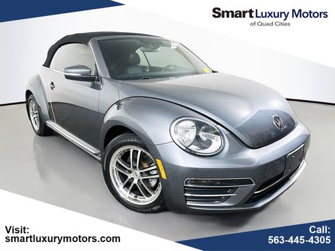 Used 2019 Volkswagen Beetle 2.0T SE FWD image 1