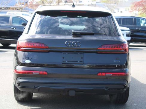 Used 2024 Audi Q7 3.0T Prestige AWD/4WD image 5
