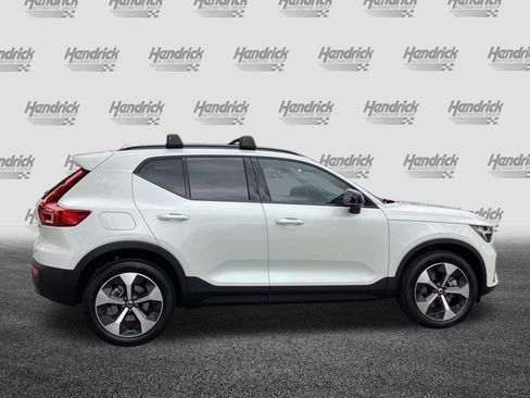 Used 2026 Volvo XC40 B5 Plus w/ Protection Package Premier AWD/4WD image 10