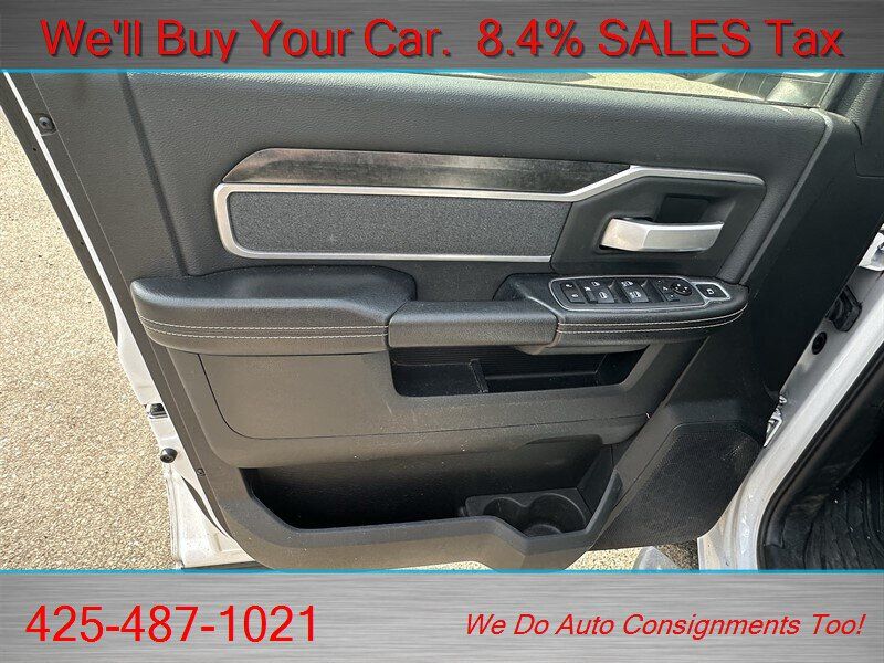Used 2020 RAM 2500 Big Horn w/ Night Edition AWD/4WD image 10