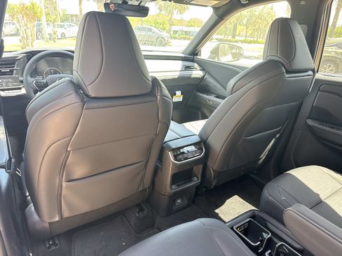 New 2026 Lexus TX 500h AWD image 12