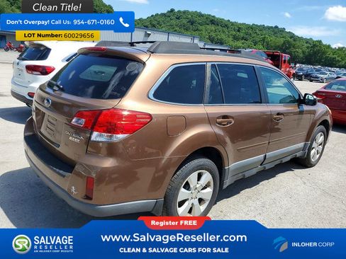 Used 2011 Subaru Outback 2.5i Premium AWD/4WD image 4