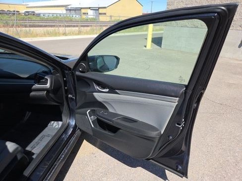 Used 2018 Honda Civic EX image 19