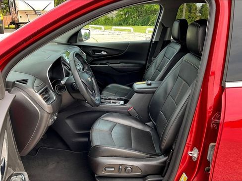 Used 2023 Chevrolet Equinox Premier FWD image 22