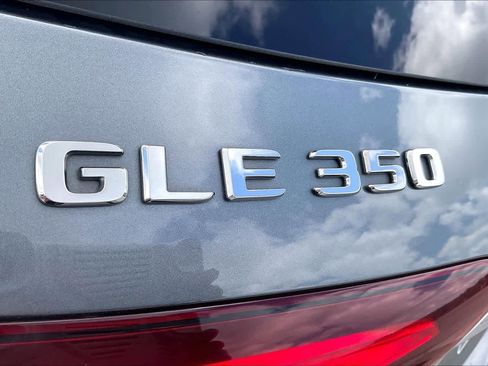 Used 2024 Mercedes-Benz GLE 350 4MATIC image 10