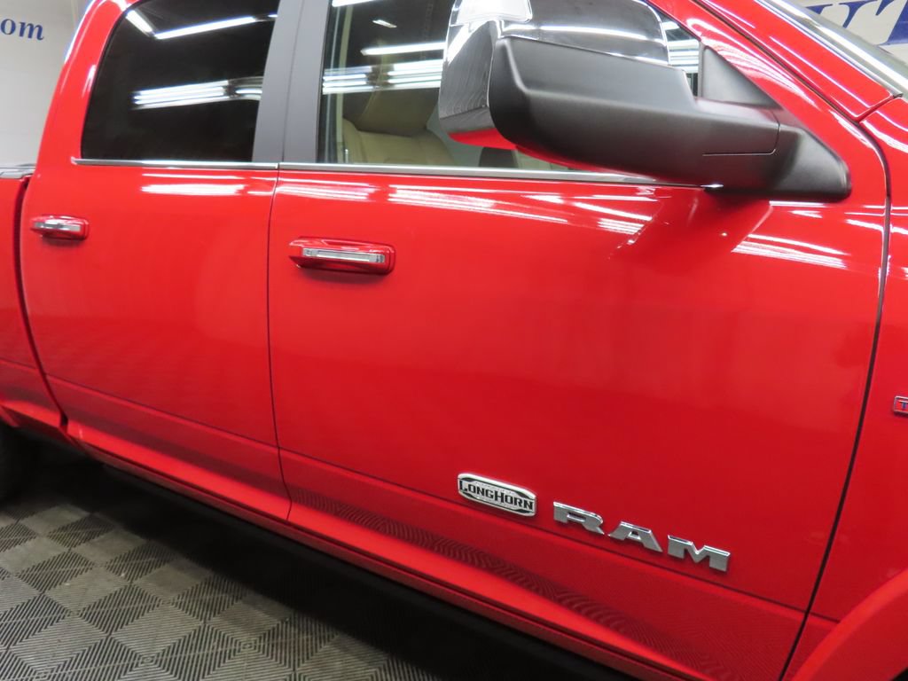 Used 2022 RAM 2500 Limited AWD/4WD image 32