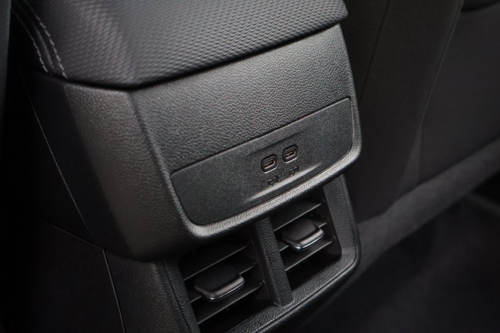 Used 2025 Chevrolet Equinox LT AWD/4WD image 42