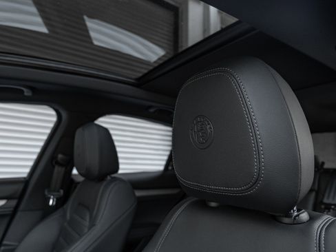 New 2024 Alfa Romeo Stelvio Veloce image 24