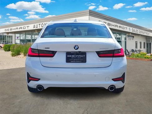 Used 2022 BMW 330i xDrive Sedan w/ Premium Package image 6