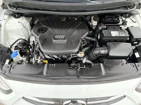 Used 2016 Hyundai Accent SE image 12