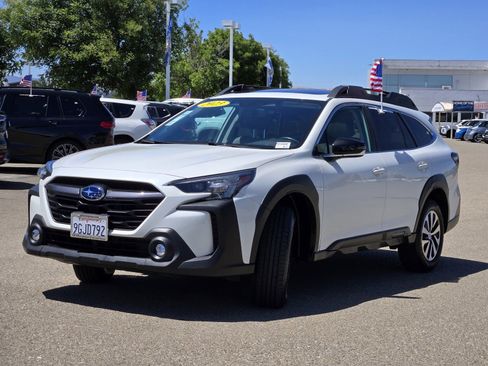 Used 2023 Subaru Outback Premium w/ Popular Package #1 image 8