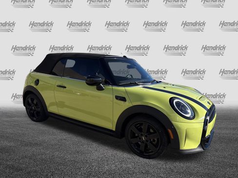 Used 2023 MINI Cooper S image 2