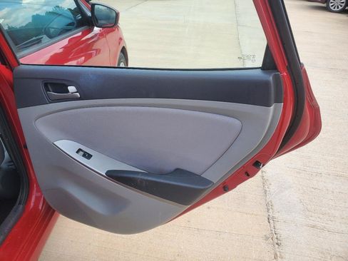 Used 2017 Hyundai Accent SE FWD image 8