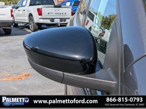 Used 2021 Ford Escape SE w/ SE Sport Appearance Package image 11