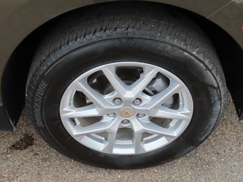 Used 2024 Chevrolet Equinox LT image 12