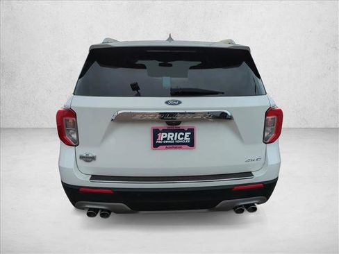 Used 2023 Ford Explorer King Ranch w/ Technology Package image 7