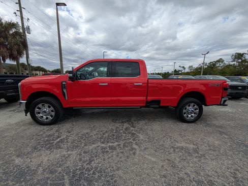 Used 2024 Ford F350 Lariat w/ Lariat Ultimate Package image 7