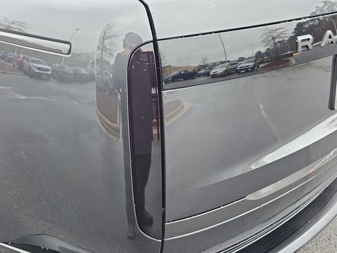 New 2026 Land Rover Range Rover SE image 34