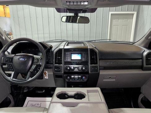 Used 2020 Ford F250 XL w/ Power Equipment Group RWD image 17