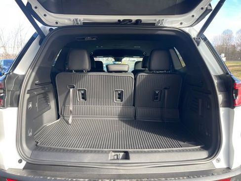 New 2026 GMC Acadia Elevation image 26