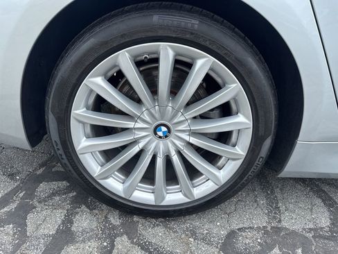 Used 2020 BMW 740i RWD image 11