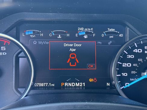 Used 2019 Ford F250 Limited w/ FX4 Off-Road Package image 29