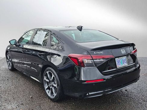 Used 2025 Honda Civic Sport Touring image 5