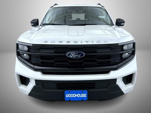 New 2026 Ford Expedition Max Active image 2